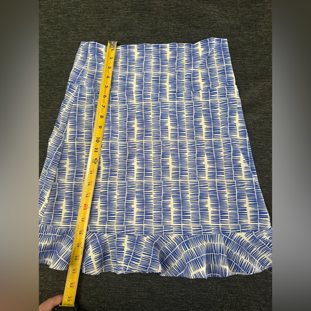 Ellie Kai Royal Blue & White  Ruffle Hem Skirt made of swim material. Women’s S - Picture 7 of 13